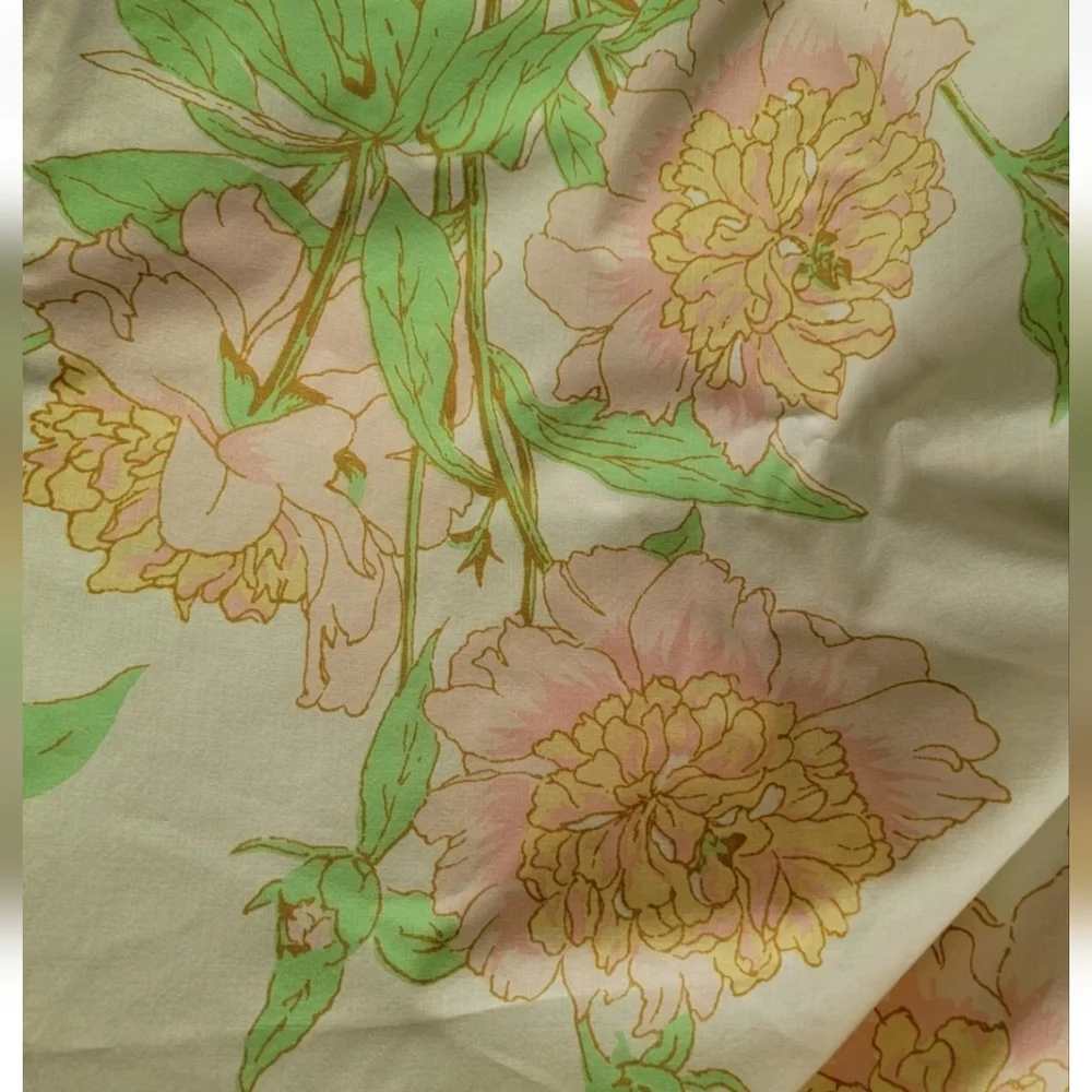 J.P. Stevens & co. Floral Bedding 2 Piece Fitted Flat Twin Size Sheet Set Vtg